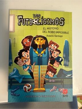 Los Futbolísimos: El Misterio del Robo Imposible - Green Cover